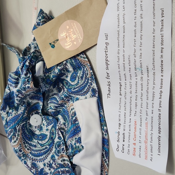 💖💖💖Scrub Cap blue Teal paisley, with buttons to hold mask on. New - Picture 8 of 8